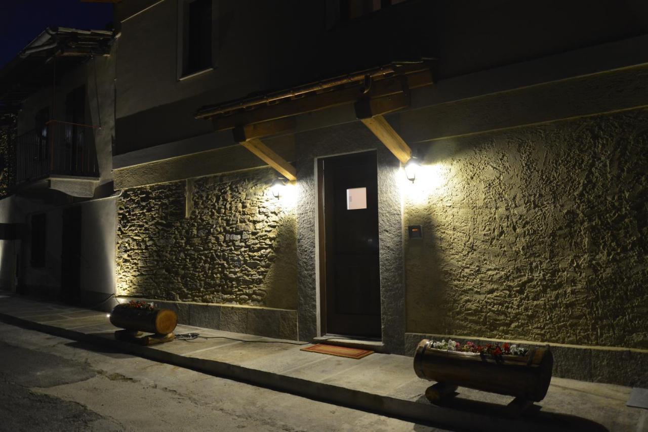 Agriturismo Ai Pruesot Bagnolo Piemonte Екстер'єр фото