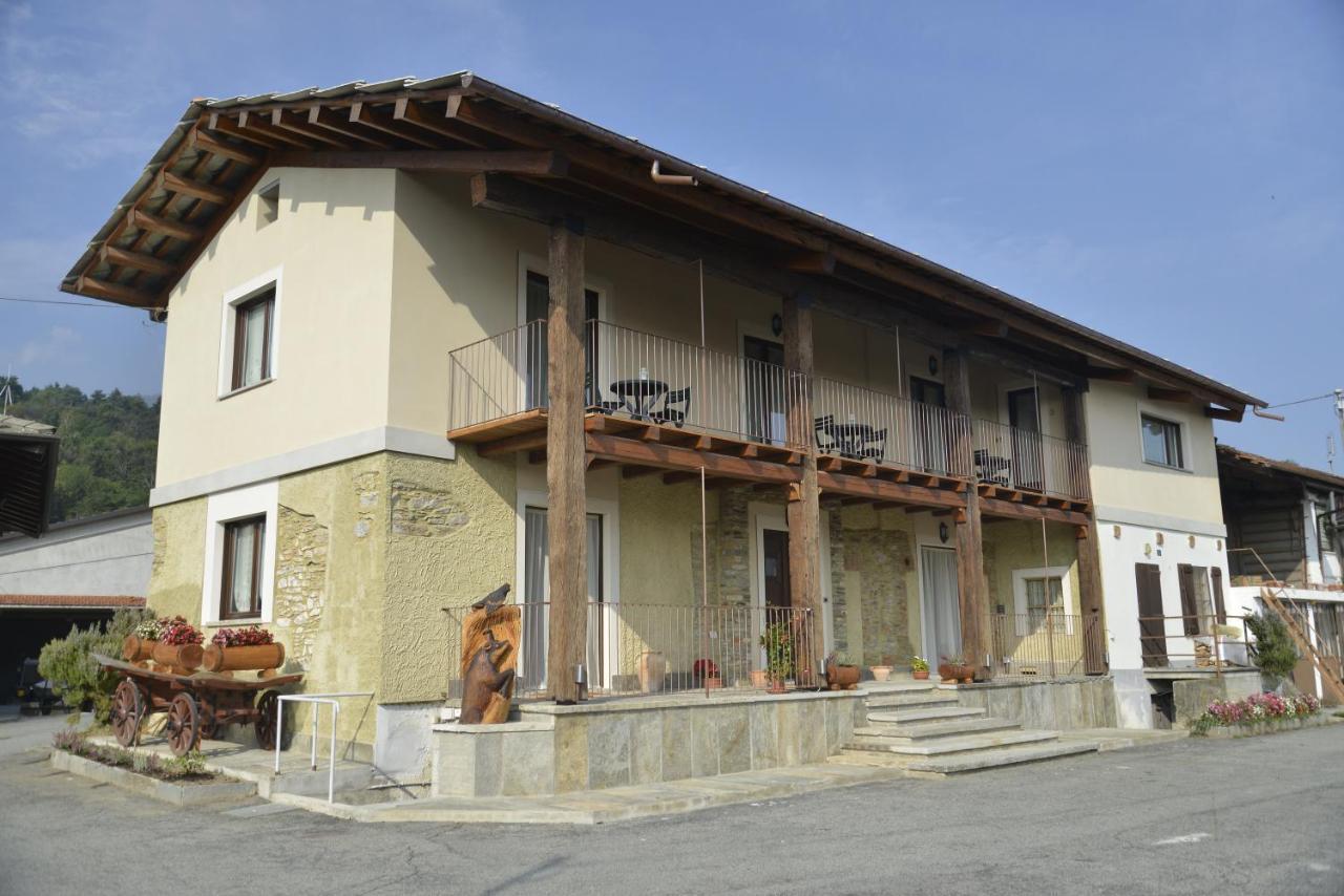 Agriturismo Ai Pruesot Bagnolo Piemonte Екстер'єр фото